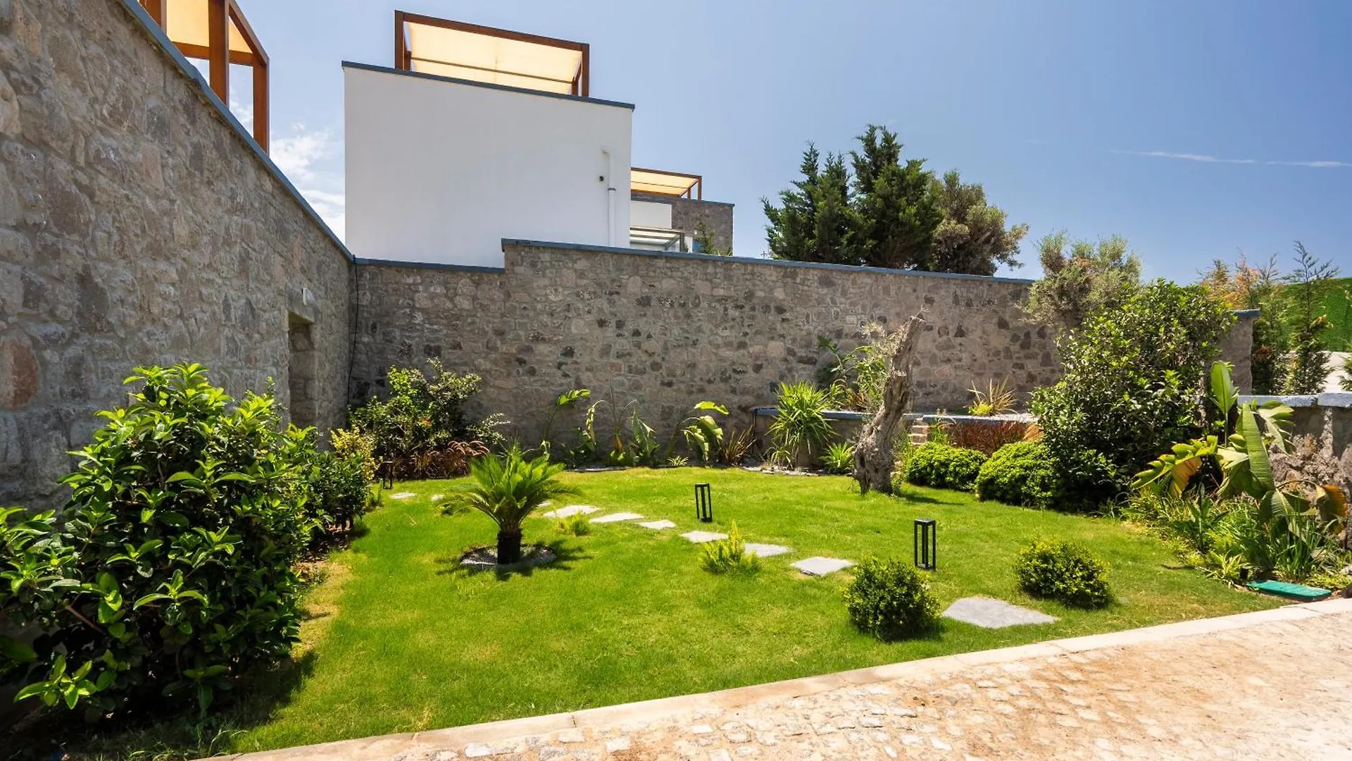 Rams Resort And Bodroombnb Yalikavak Villa